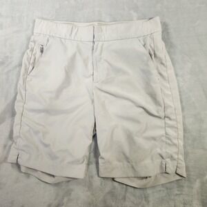 ATHLETA Tribeca 9" Lightweight Bermuda Pocket Shorts : Birch Gray - Women's 4